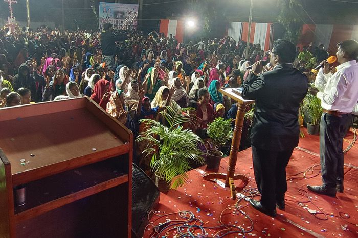 Thousands gathered at the three days prayer meeting held at Bidar, Karnataka by Grace Ministry on 26th, 27th and 28th of November, 2021 on the grounds of St Paul's Church. 